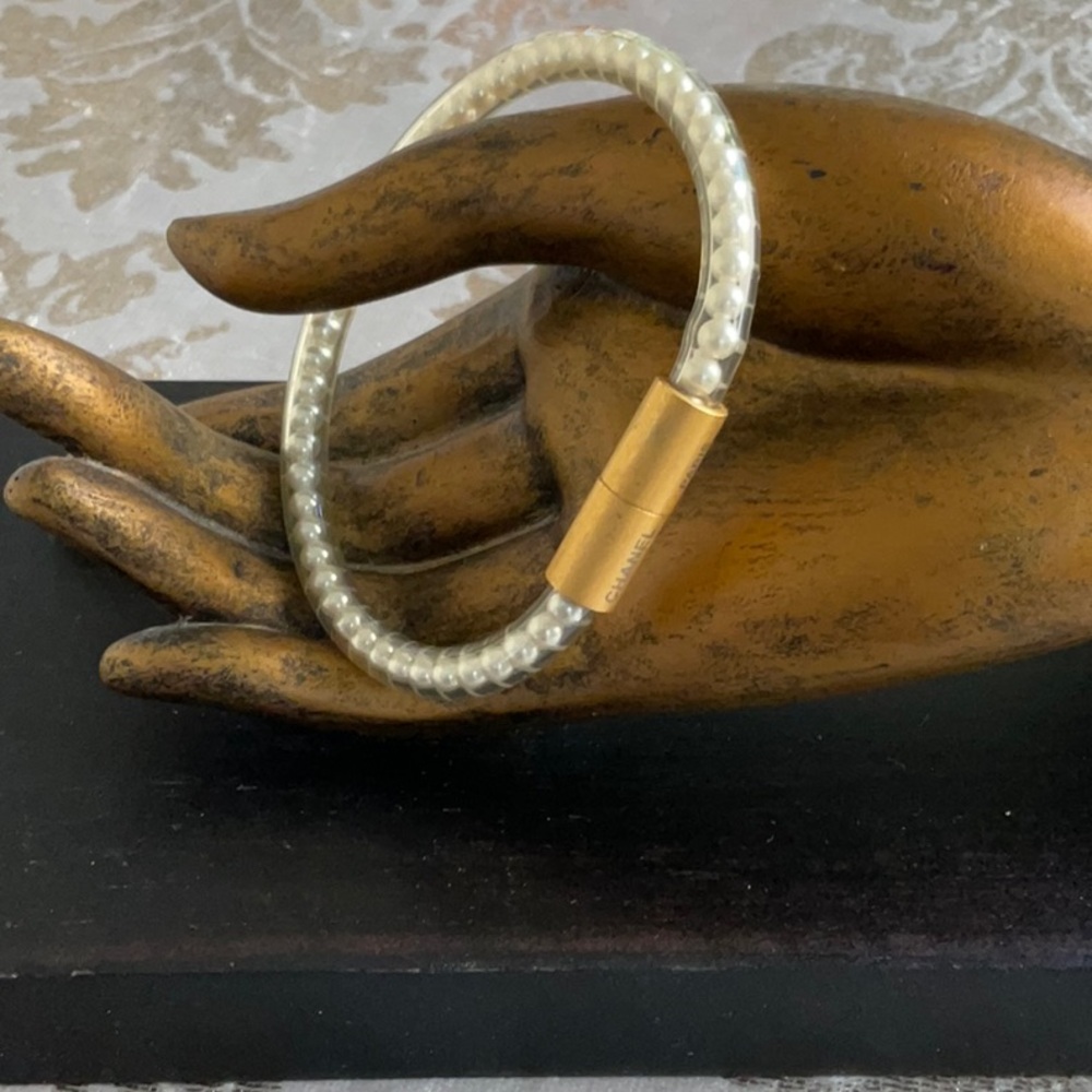 Vintage Chanel tubular pearl bracelet, 100% authentic